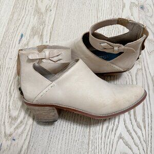 Kelsi Dagger Brooklyn Boots